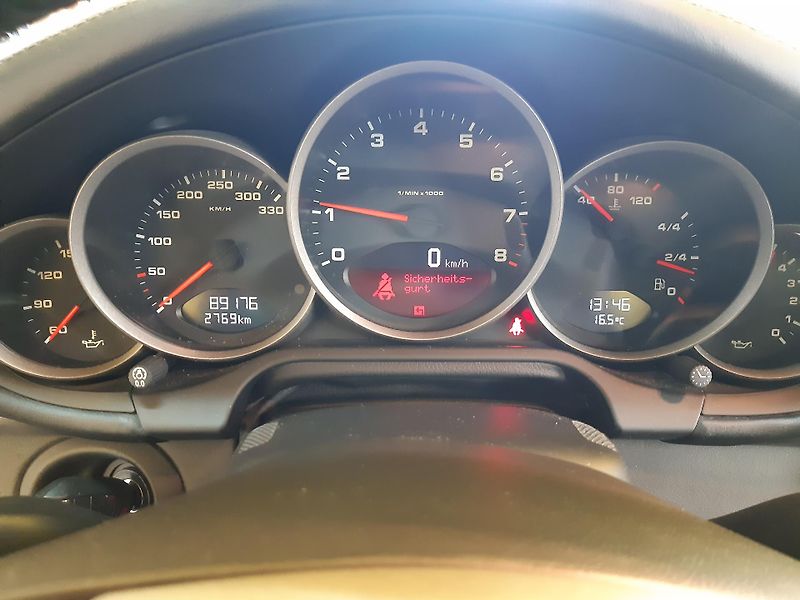 Porsche 911 CARRERA NAVI MANUAL  - fotka 13 z 21