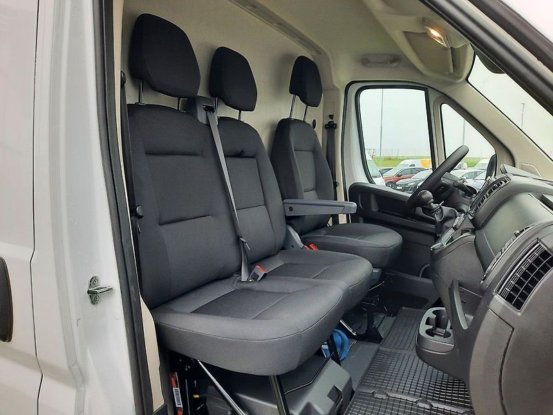Peugeot Boxer (2026) FG 3300 L2H1 BHDi 140k M6 - fotka 15 z 22