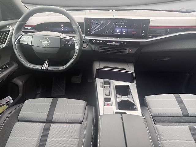 Opel Grandland (2025) GS Hybrid 1.2 TURBO eDCT6 145k - fotka 10 z 16