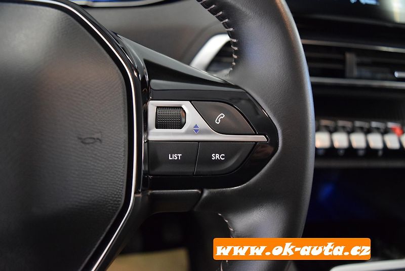 Peugeot 3008 1.5 HDI ACTIVE PACK 96 kW 2022 - fotka 33 z 61