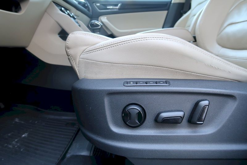 Škoda Kodiaq (2016) Style Plus 2.0 TDI 140 kW 4X4 - fotka 21 z 29