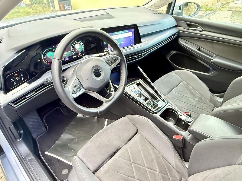 Volkswagen Golf (2022) 2,0TDi 110kW STYLE Masáž,ACC - fotka 9 z 18
