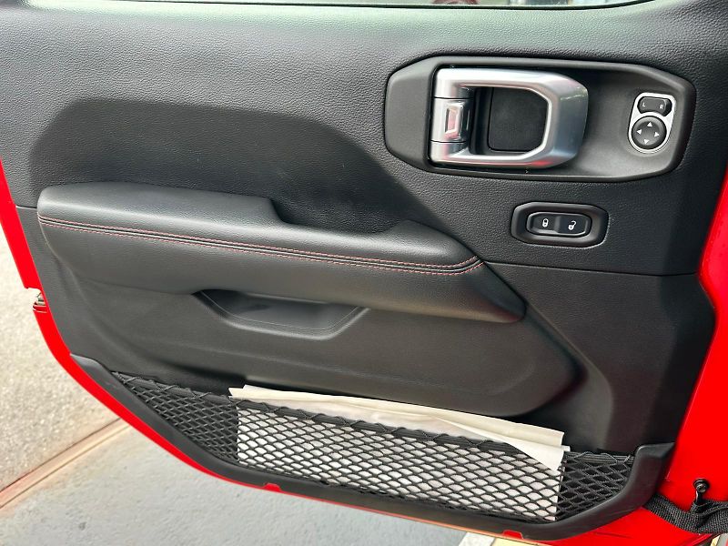 Jeep Wrangler (2018) RUBICON,2.2CRD,147KW,4X4,DPH - fotka 20 z 24