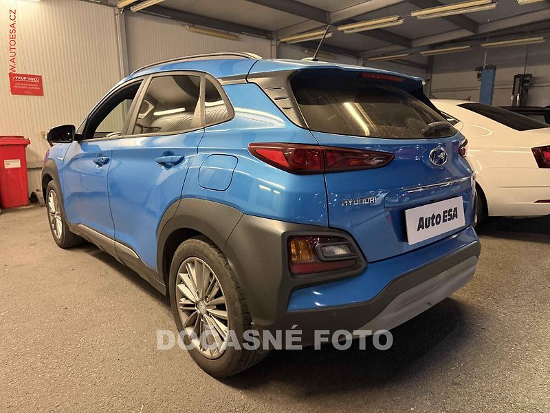 Hyundai Kona (2018) 1.0 T- GDi, 1.maj,ČR, servis - fotka 2 z 3