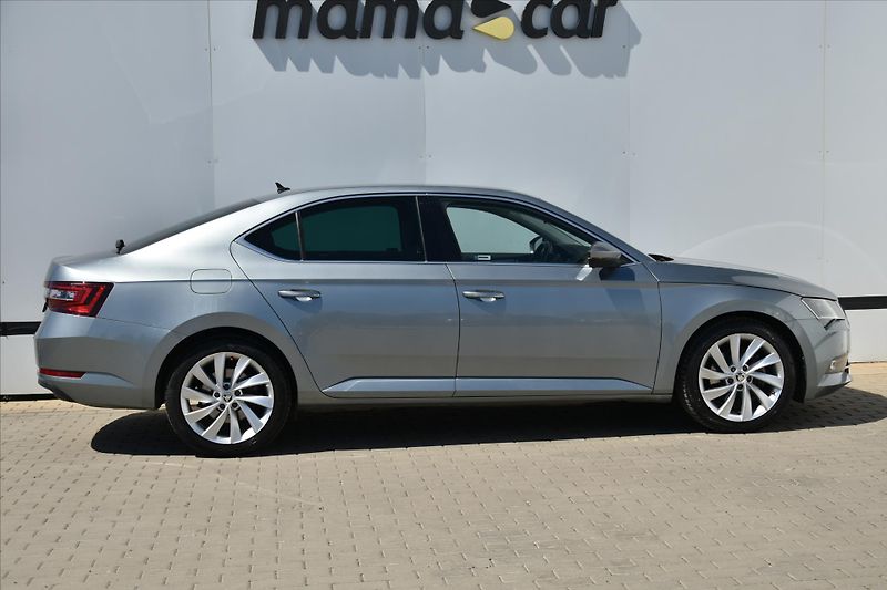 Škoda Superb 2.0 TDI 140kW DSG STYLE ČR - fotka 8 z 32