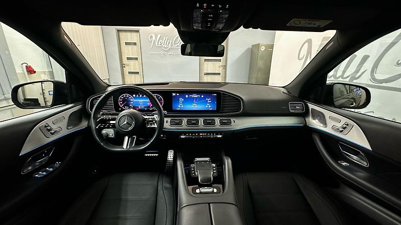 Mercedes-Benz GLS 450 d / 4 MATIC - fotka 37 z 69