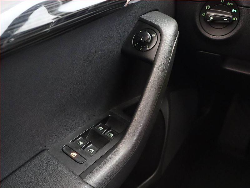 Škoda Octavia (2017) 2.0 TDI, Kůže, Navi, Tempomat - fotka 18 z 18