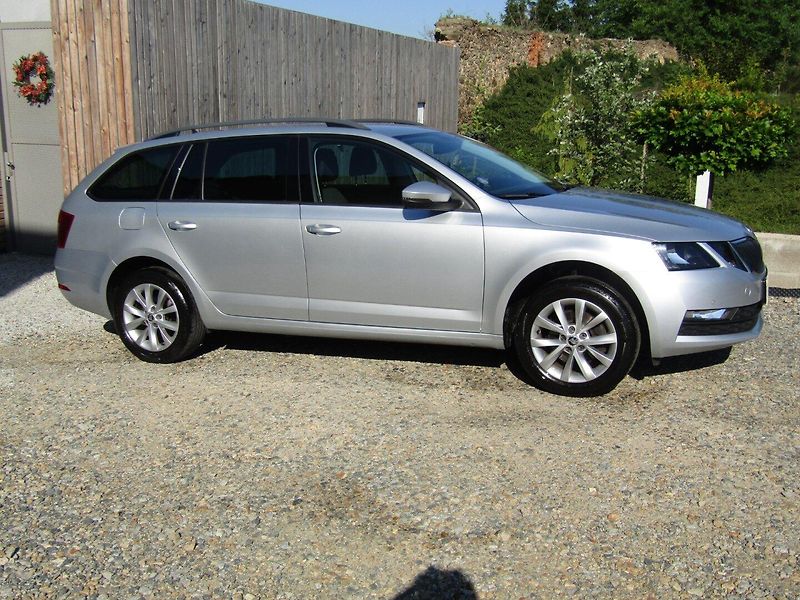Škoda Octavia (2018) 1.0 TSI 85kW TOP QUALITY - fotka 2 z 39