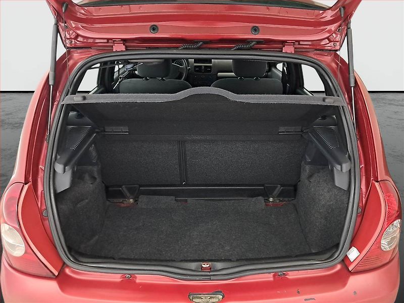 Renault Clio (2005) 1.2, nová STK, Klima - fotka 13 z 14