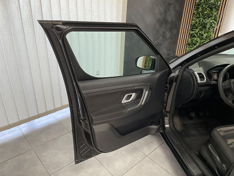 Škoda Roomster 1.2 HTp KLIMA TEMPOMAT  - fotka 18 z 23