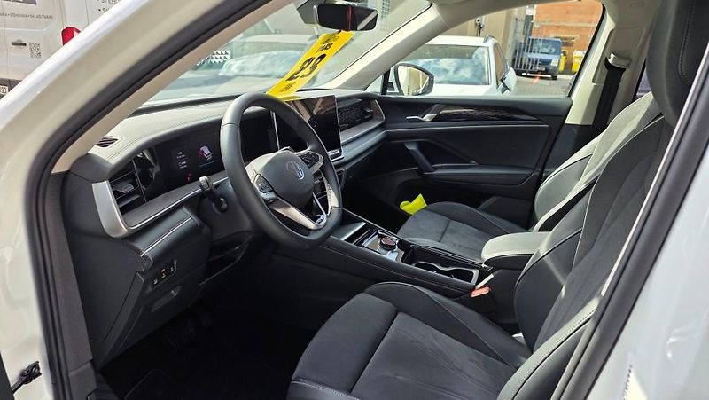 Volkswagen Tayron (2025) 1.5 PHEV 150kW Elegance SoH100 - fotka 10 z 46