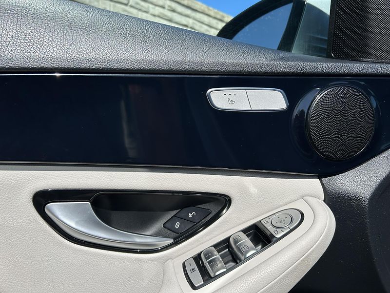 Mercedes-Benz Třídy C (2015) C180 1,6 115KW SEDAN TOP STAV  - fotka 11 z 24