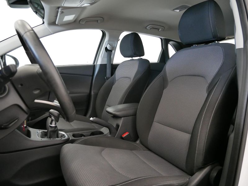 Hyundai i30 - fotka 6 z 6
