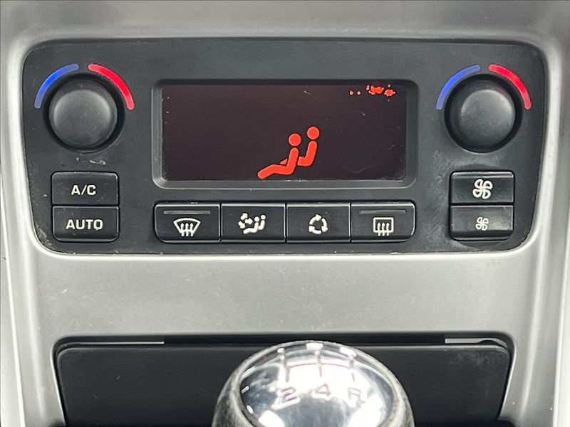 Peugeot 307 1,4 i 16v - fotka 13 z 18
