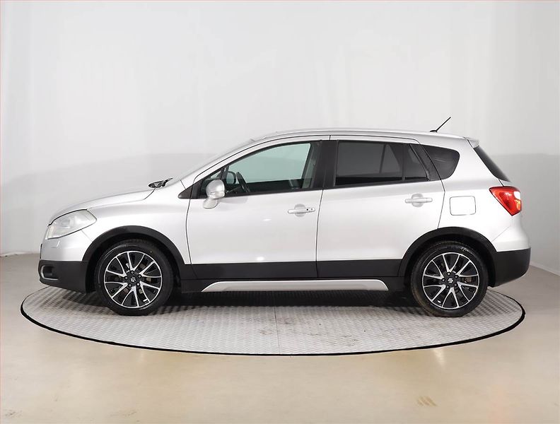 Suzuki SX4 S-Cross (2015) 1.6 VVT, 4X4, Automat - fotka 3 z 18