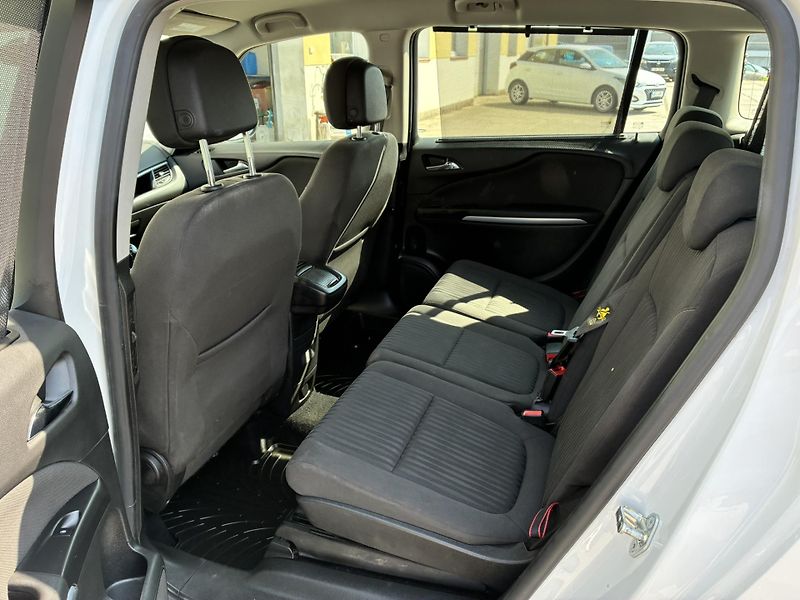 Opel Zafira 1.4 TURBO 103kW - fotka 11 z 19