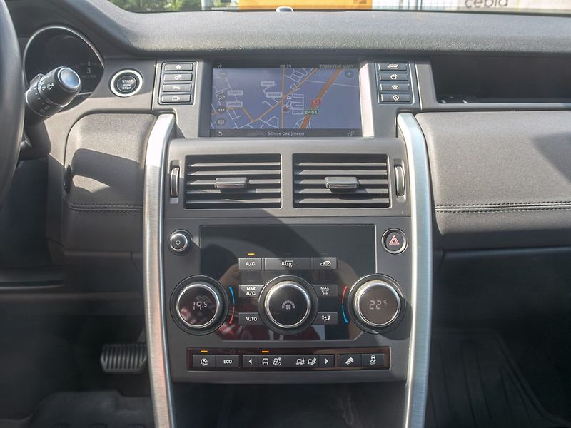 Land Rover Discovery Sport (2018) 2.0D 132KW 4x4 mat – BARVA! - fotka 23 z 53
