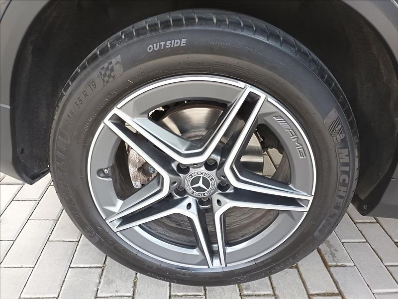 Mercedes-Benz GLC 2,0 300d,180kw,AMG,ČR,PANORAMA - fotka 26 z 39