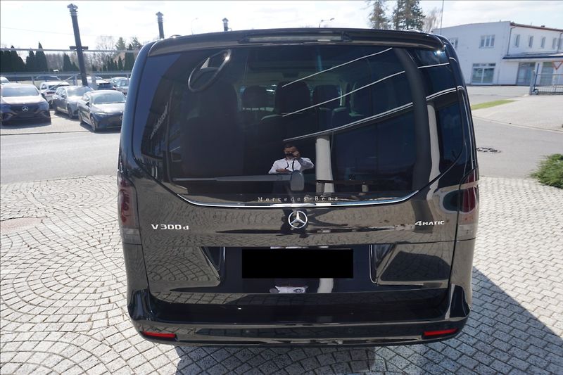 Mercedes-Benz Třídy V 2,0 V 300d EXC 4M L,CZ,záruka - fotka 5 z 31