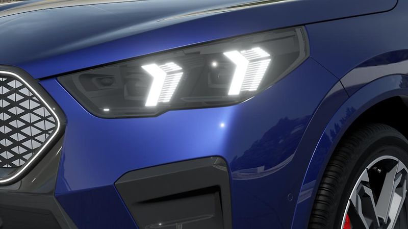 BMW iX2 xDrive30 - fotka 7 z 14