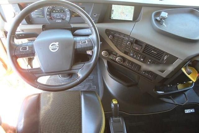 Volvo FH (2019) 650 6x4 tahač 100t EURO 6 - fotka 10 z 15