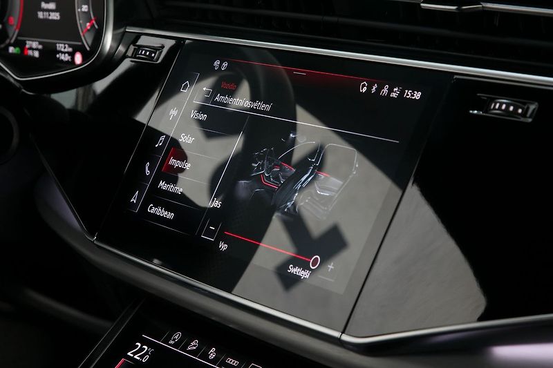 Audi Q7 3.0TDI 210kW S-Line 7míst Weba - fotka 32 z 42