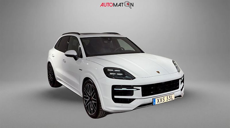 Porsche Cayenne E-Hybrid Pano HD-Matrix PASM - fotka 1 z 11