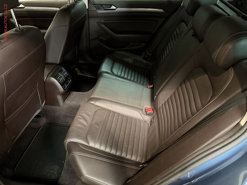 Volkswagen Passat (2016) 2.0TDi 4x4, ČR, Alltrack - fotka 12 z 26