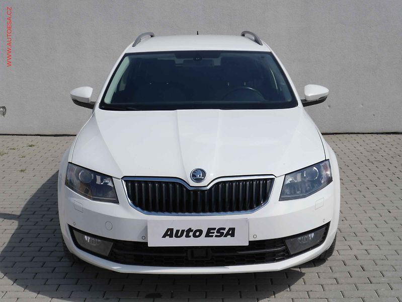 Škoda Octavia (2014) 1.6TDi, AC, tempo, park.asist - fotka 2 z 19