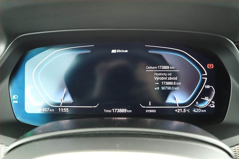 BMW X5 (2020) xDrive45e iPerf. - fotka 8 z 19