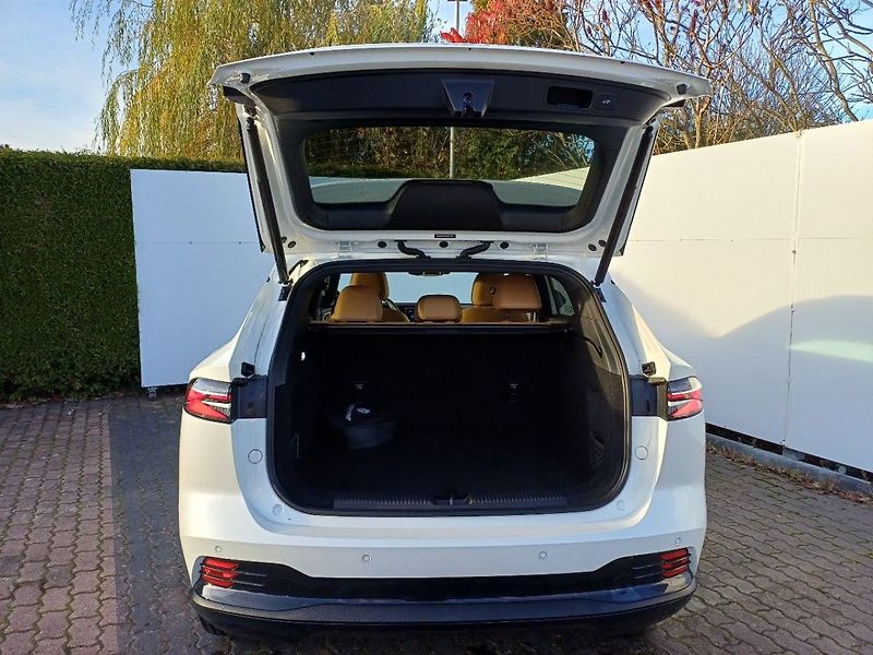 MG HS PHEV 1.5T EXCLUSIVE AT - fotka 9 z 22