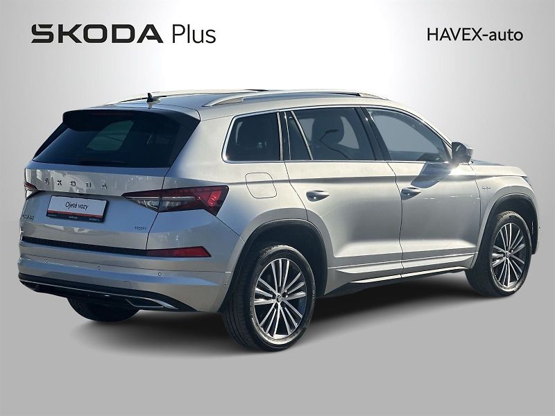 Škoda Kodiaq (2022) 2.0 TDI 4x4 DSG L&K - fotka 2 z 40
