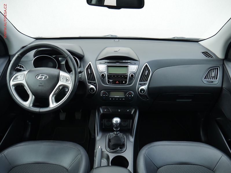 Hyundai ix35 (2012) 2.0CRDi 4x4, 1.maj,ČR, AC - fotka 8 z 24