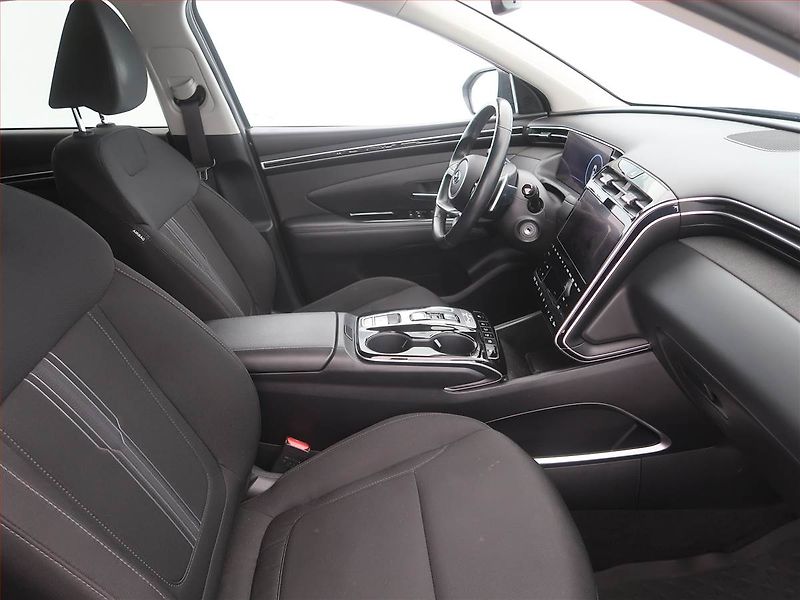 Hyundai Tucson (2021) 1.6 T-GDI HEV - fotka 9 z 18