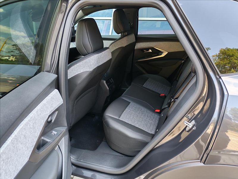 Peugeot 3008 (2026) 1,2 3008 ALLURE Hybrid 145 e-D - fotka 14 z 17