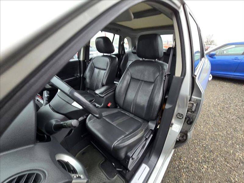 Renault Koleos (2008) 2,0 dCi 16V 150 - fotka 9 z 21