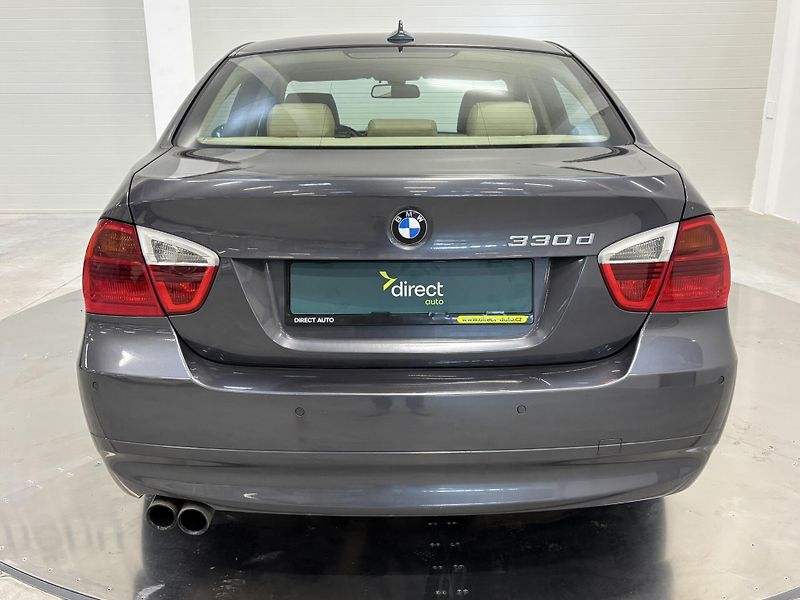 BMW Řada 3 - fotka 9 z 9