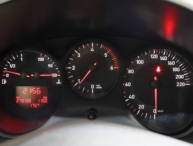 Seat Leon (2009) 1.9 TDI, nová STK, servisované - fotka 11 z 16