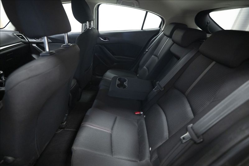 Mazda 3 2,0 SKYACTIV NAVI TAŽNÉ ČR - fotka 17 z 38