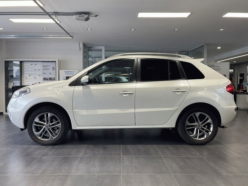 Renault Koleos (2011) BOSE 2,0dCi 175k 4x4 - fotka 2 z 27