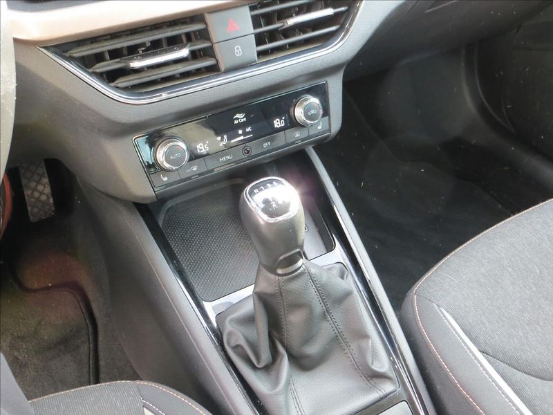 Škoda Scala 1,0 TSI 81kW Style ČR - fotka 12 z 23