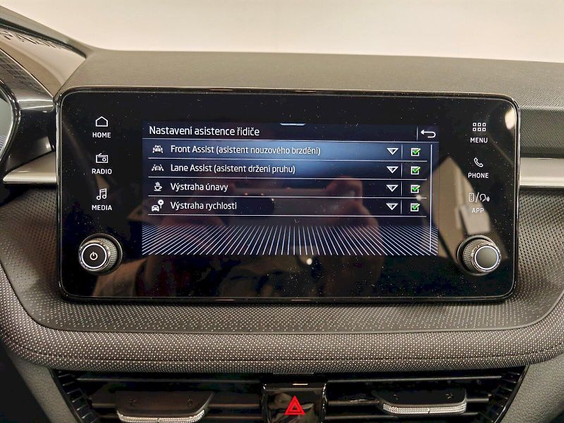 Škoda Fabia (2025) 1.0 TSI 70 kW Selection - fotka 10 z 27