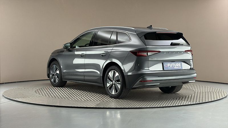 Škoda Enyaq 82 kWh AUT 80 Loft - fotka 2 z 31