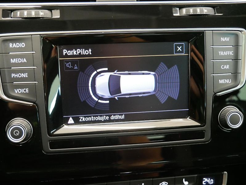 Volkswagen Golf - fotka 20 z 24
