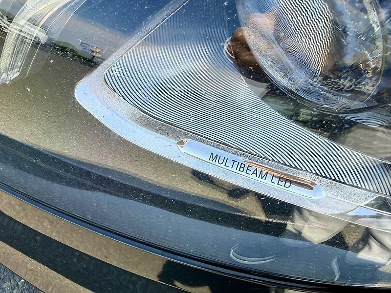 Mercedes-Benz Třídy S (2018) 400 d 4MATIC Long - fotka 49 z 54