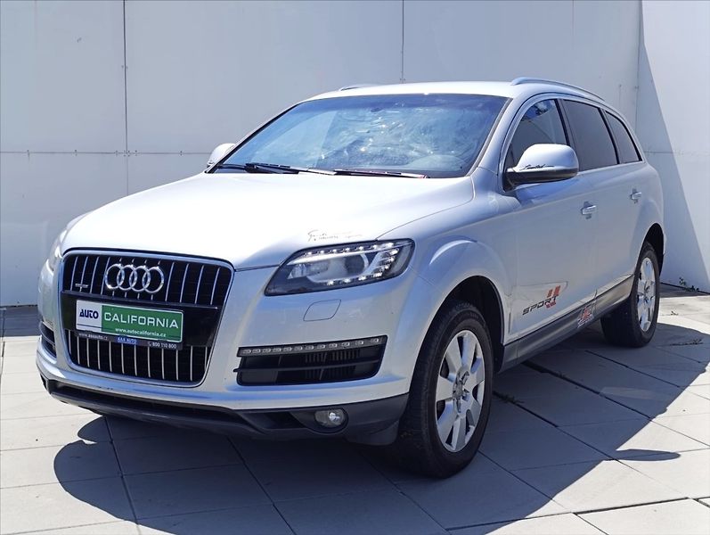 Audi Q7 3,0 TDi Quattro Autom.7Míst ČR - fotka 2 z 40