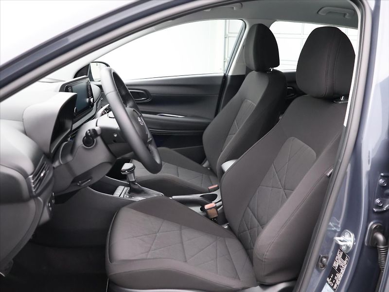 Hyundai Bayon 1,0 T-GDI Automat Smart CZ DPH - fotka 11 z 32