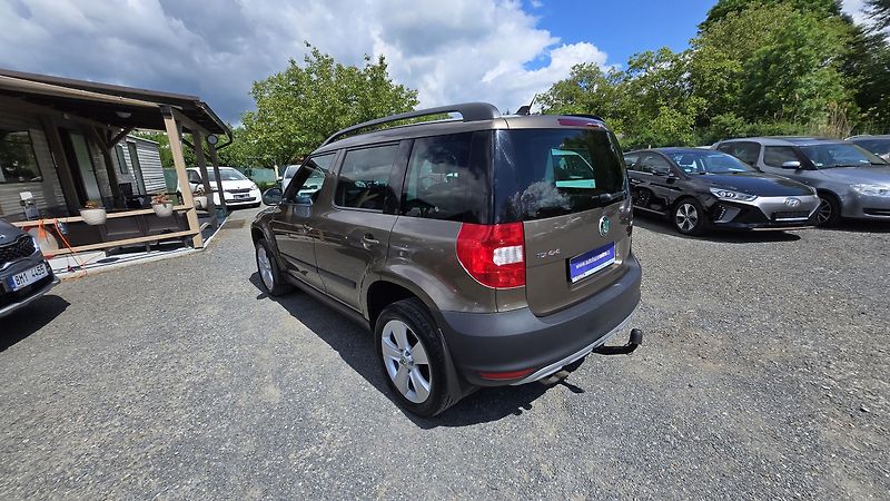 Škoda Yeti 2.0TDI ELEGANCE  4x4  - fotka 43 z 46
