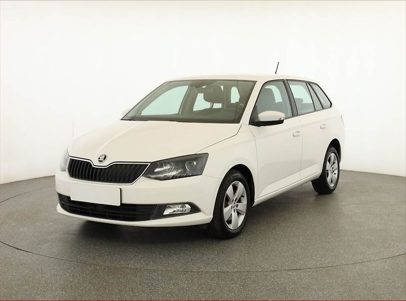Škoda Fabia (2017) Style 1.4 TDI, Serv.kniha - fotka 2 z 19