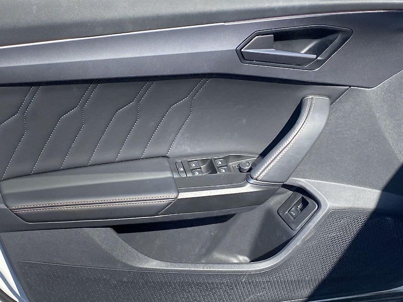 Cupra Formentor (2024) 1.5 TSI DSG - fotka 32 z 40